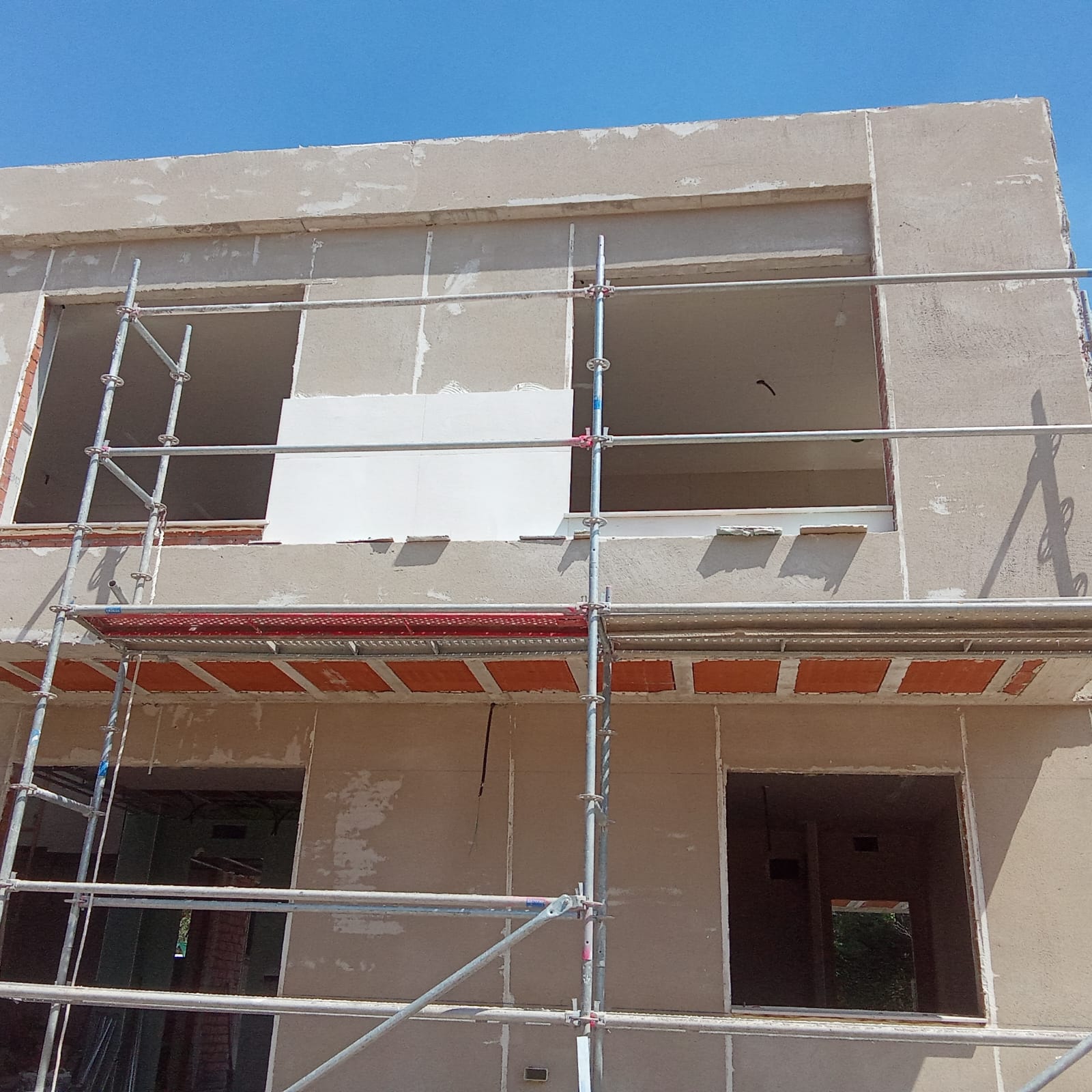 Proyecto terminado construcción - M.I.A. Construcciones