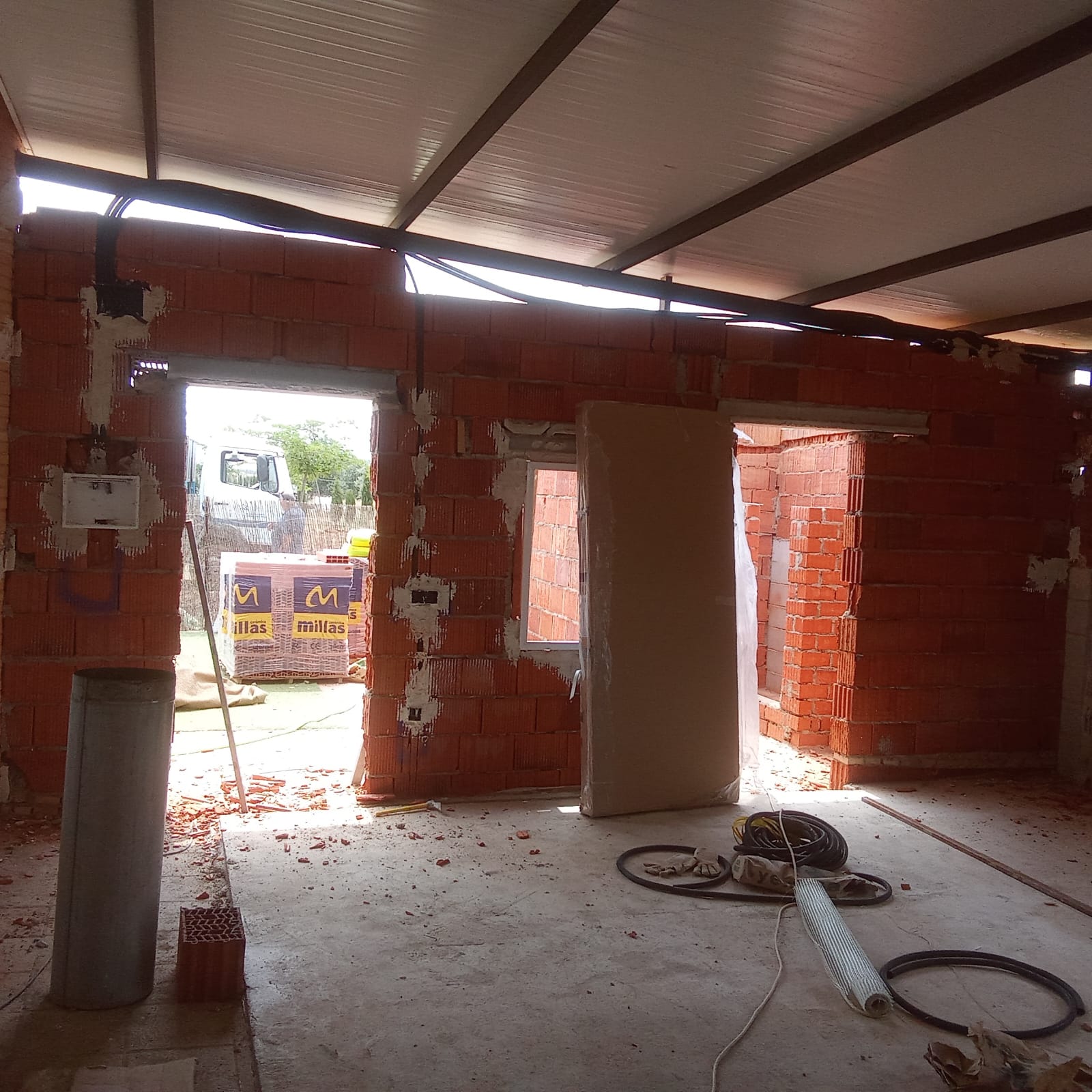 Proyecto completo construcción - M.I.A. Construcciones